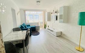 Apartament central Marly Gura Humorului